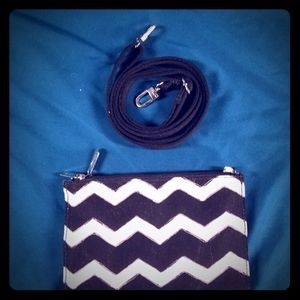 ThirtyOne wallet/crossbody